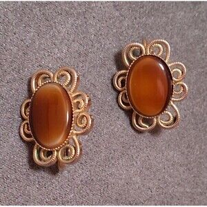 Vintage Celebrity Topaz Glass Clip On Earrings